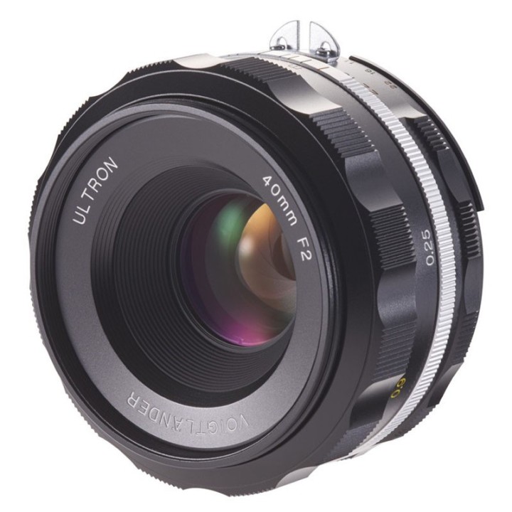 Voigtländer Ultron 40mm f/2.0 SLII-S aspherical Nikon Ai-S sort
