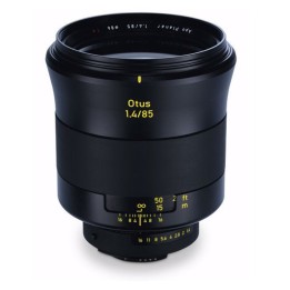 Zeiss Otus 85mm f/1.4 Canon EF