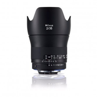 Zeiss Milvus 35 mm f/2.0 Canon EF