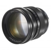 Voigtländer Nokton 75mm f/1.5