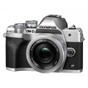 Olympus OM-D E-M10 Mark IV m/14-42mm EZ, sølv