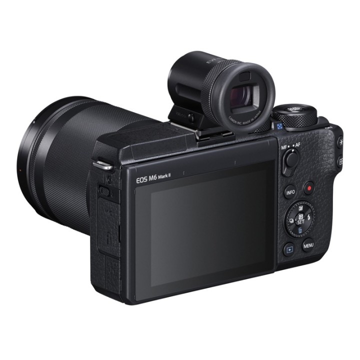 Canon EOS M6 mk II m/15-45mm & EVF