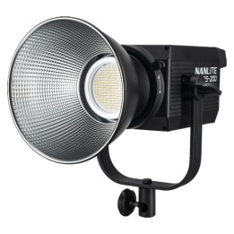 Nanlite FS-200, Daylight SpotLight
