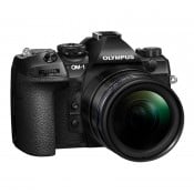 OM SYSTEM OM-1 kit m/ 12-40mm f/2,8 PRO II