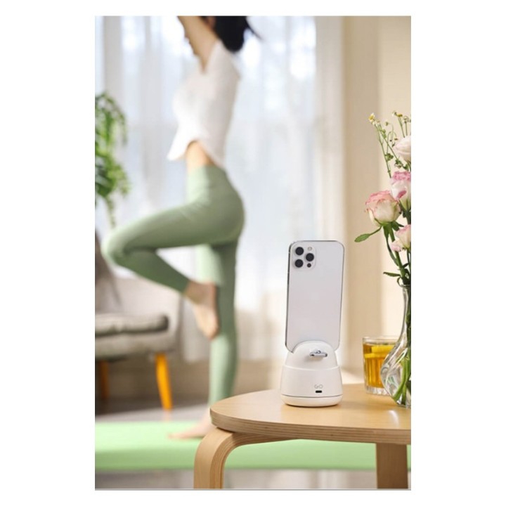 Hohem  AI Auto Tracking Holder GO