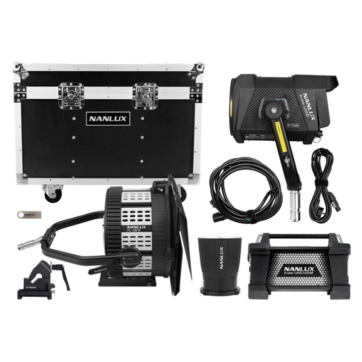 Nanlux Evoke 1200B Spot Light med FL-35YK Fresnel Lens og Flight Case