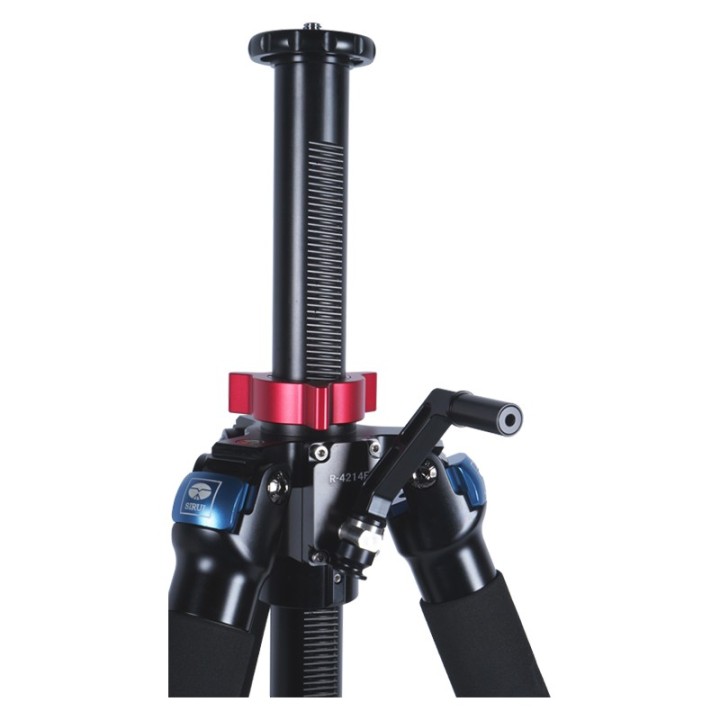 Sirui Pro Carbon Fibre Tripod med midtersøjle med tandhjul