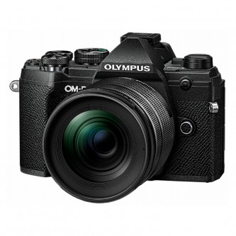 OM SYSTEM OM-5 m/12-45mm sort