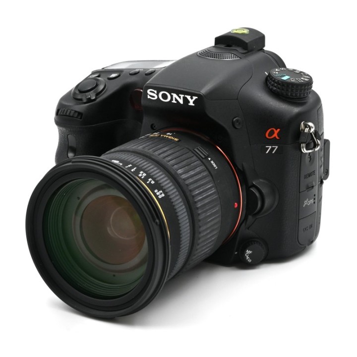 Sony A-77V DSLR med Sigma DC 18-50mm f/2.8 EX Macro