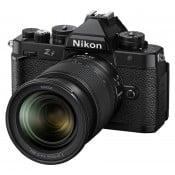 Nikon Z f kit m/ 24-70mm f/4