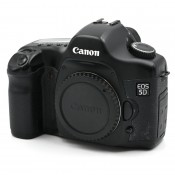 Canon EOS 5D DSLR hus