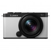 Panasonic Lumix S9 Smokey White m/ 18-40mm