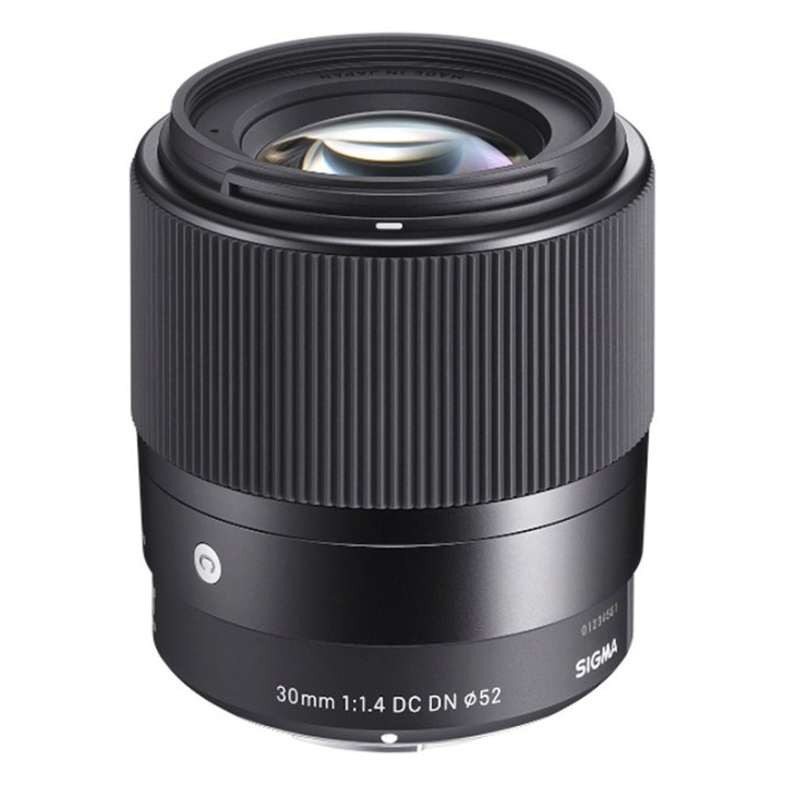 Sigma 30mm f/1.4 DC DN Canon RF-mount