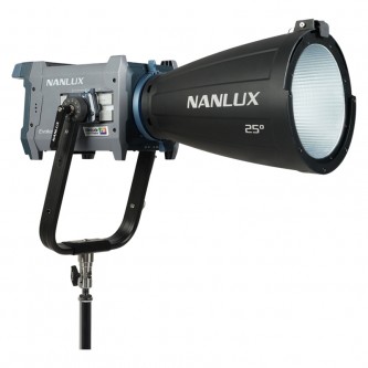 Nanlux Evoke 600C LED Full-color Spot Light m/ trolley case