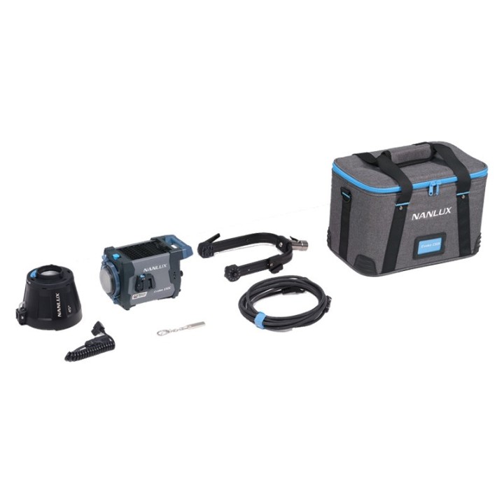 Nanlux Evoke 150C LED Full-color Spot Light with case