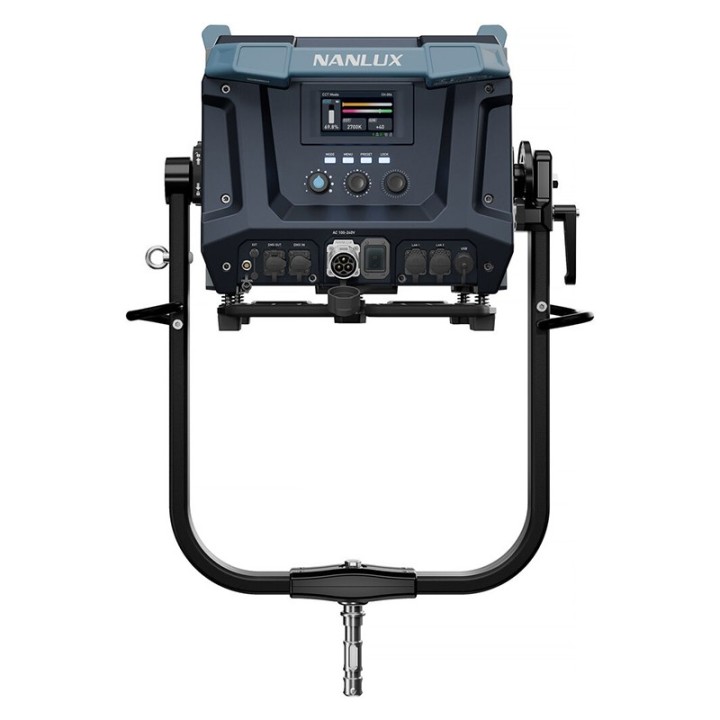 Nanlux Evoke 5000 Bi-color Spot Light w/ reflector & Flight Case