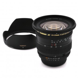 Tamron AF 19-35mm f/3.5-4.5 t. Nikon AF