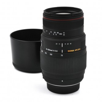 Sigma APO DG 70-300mm f/4-5.6 t. Nikon AF-S FX