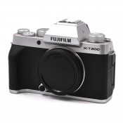 Fujifilm X-T200 hus