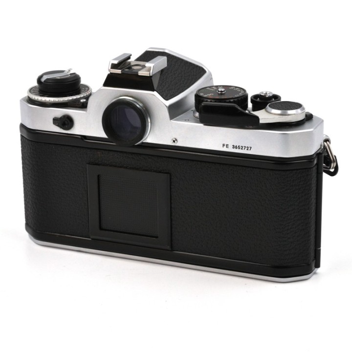 Nikon FE Kamerahus sølv