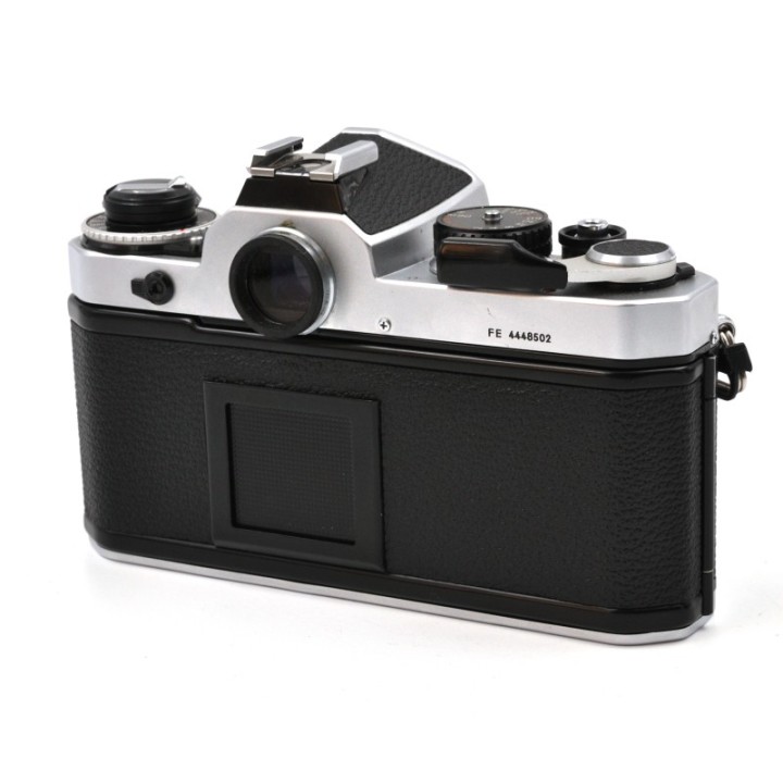 Nikon FE Kamerahus sølv