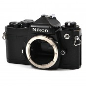 Nikon FE Kamerahus Sort