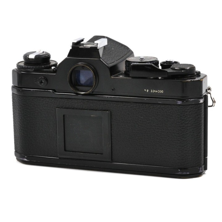 Nikon FE Kamerahus Sort