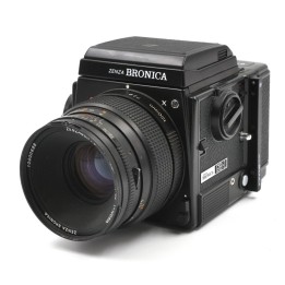 Zenza Bronica GS-1 kit: Waist level søger, Zenzanon PG 100mm f/3.5 og GS-6X7 120 magasing