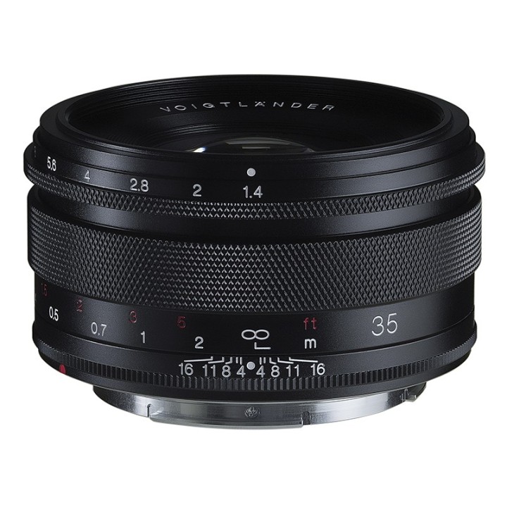 Voigtländer Nokton Classic 35mm f/1.4 Canon RF