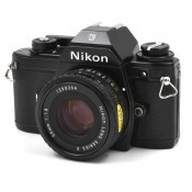 Nikon EM SLR med 50mm f/1.8E