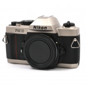 Nikon FM10 SLR hus