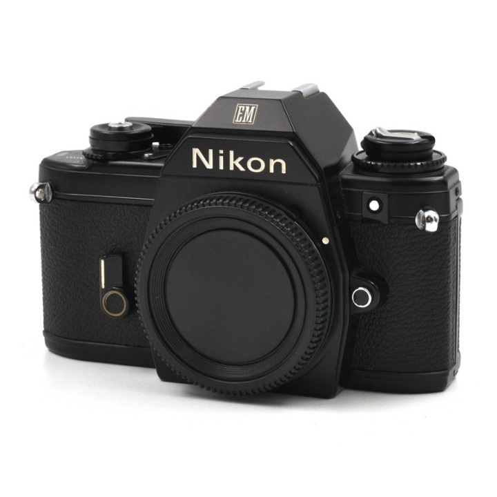 Nikon EM SLR hus