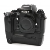 Nikon F4 m. MB-23 - kamerahus