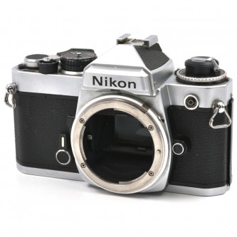 Nikon FE Kamerahus sølv