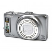 Nikon Coolpix S9300 digicam