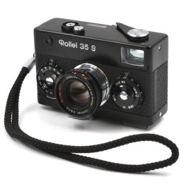 Rollei 35 S m. Sonnar 40mm f/2.8 (sort)