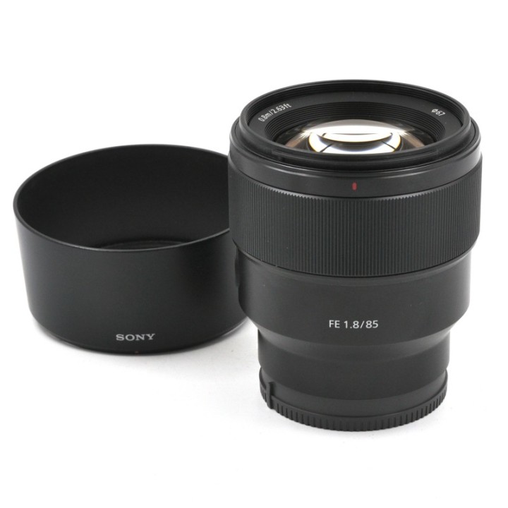 Sony FE 85mm f/1.8