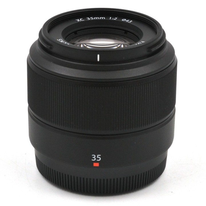 Fujifilm XC 35mm f/2 Asph